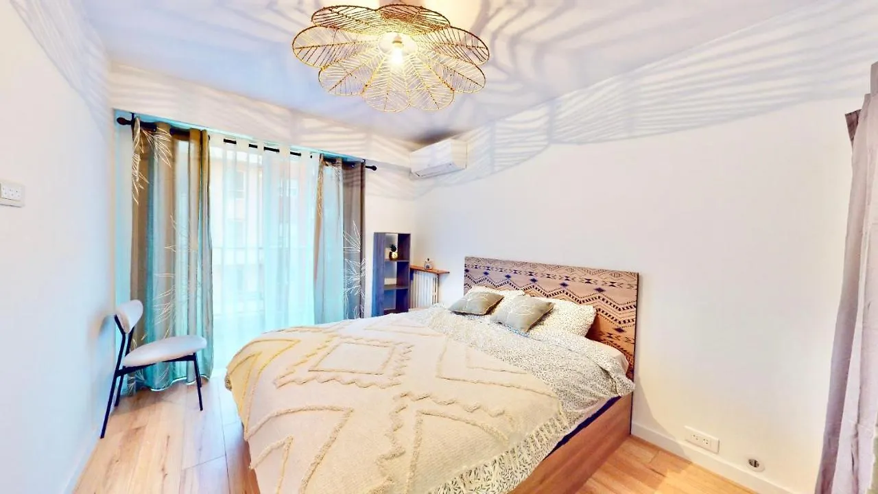 Cosy, 1 Bedroom Near Port Nice Appartement
